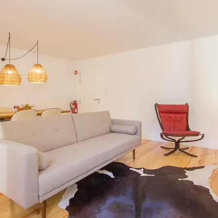 Apartman Clérigos 168 *