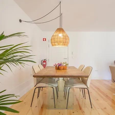 Apartman Clérigos 168 *