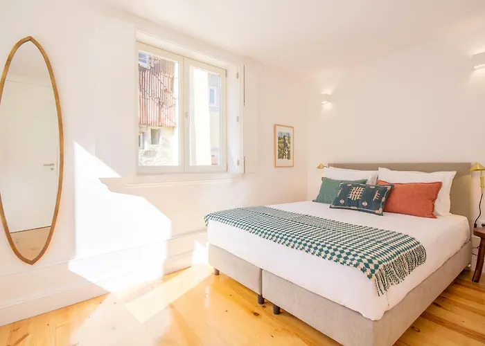 Clérigos 168 * Oporto